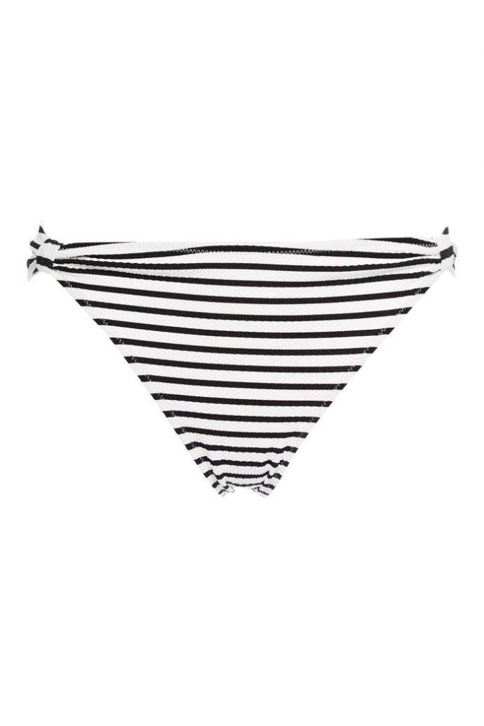 Braguita de bikini Primark a rayas blancas y negras