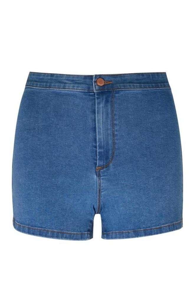 Pantalón corto Primark de talle alto y perneras ceñidas en azul medio