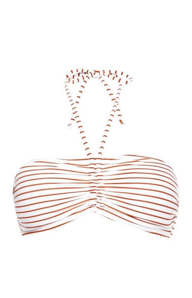 Top de bikini Primark bandeau en color crudo con rayas