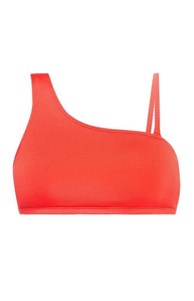 Top de bikini Primark color coral con un solo tirante