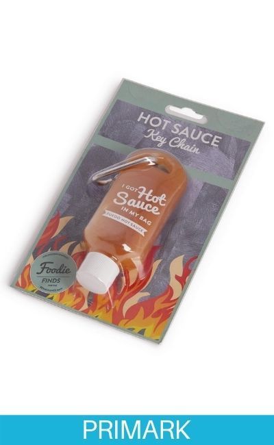 Llavero Foodie Finds Fuego Hot Sauce para amantes de las salsas picantes Primark